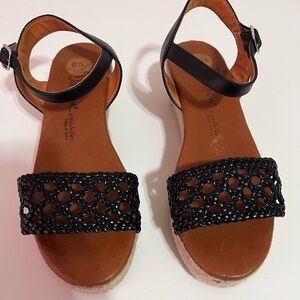Dalsom Black Open Toe Espadrille Sandals Made In Spain